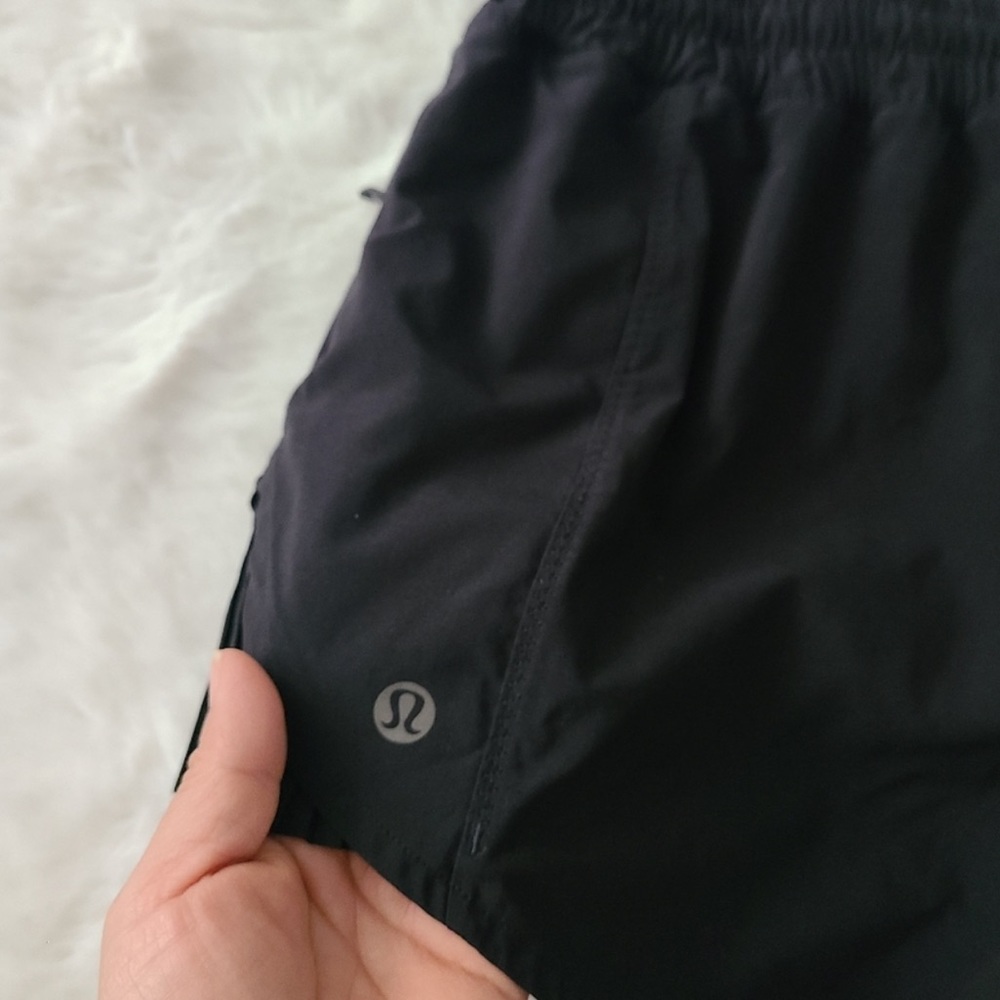Hotta Hot Pleated Shorts